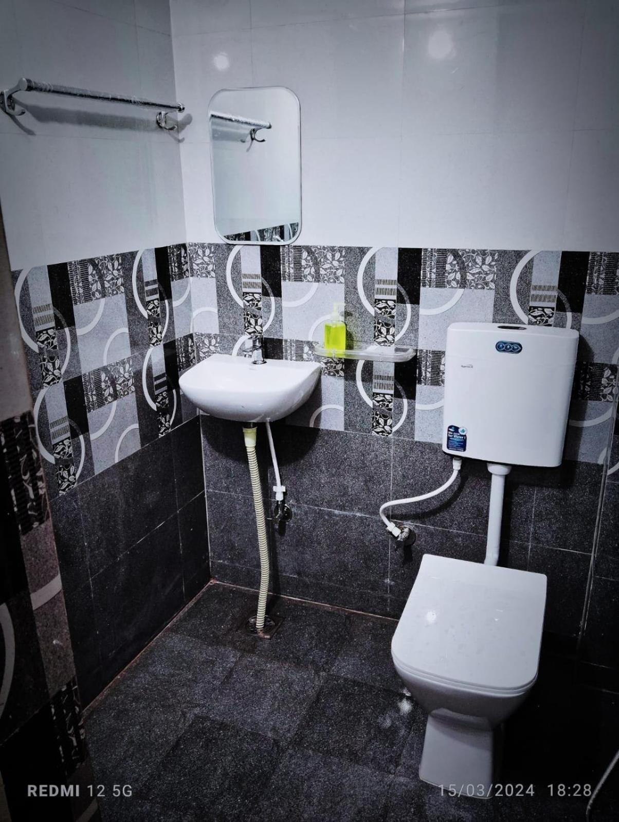 Homestay Vrinda Garden Varanasi